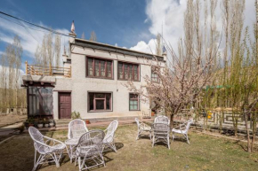 Himalayan Floweret Villa Private room w garden